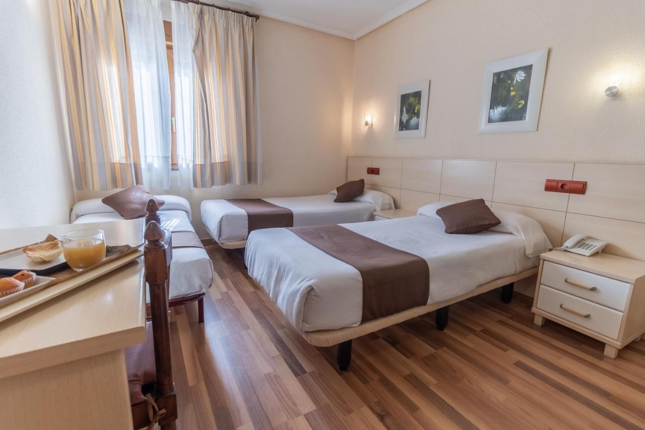 Hostal Rural El Cano By Vivere Stays Alpedrete Exterior foto