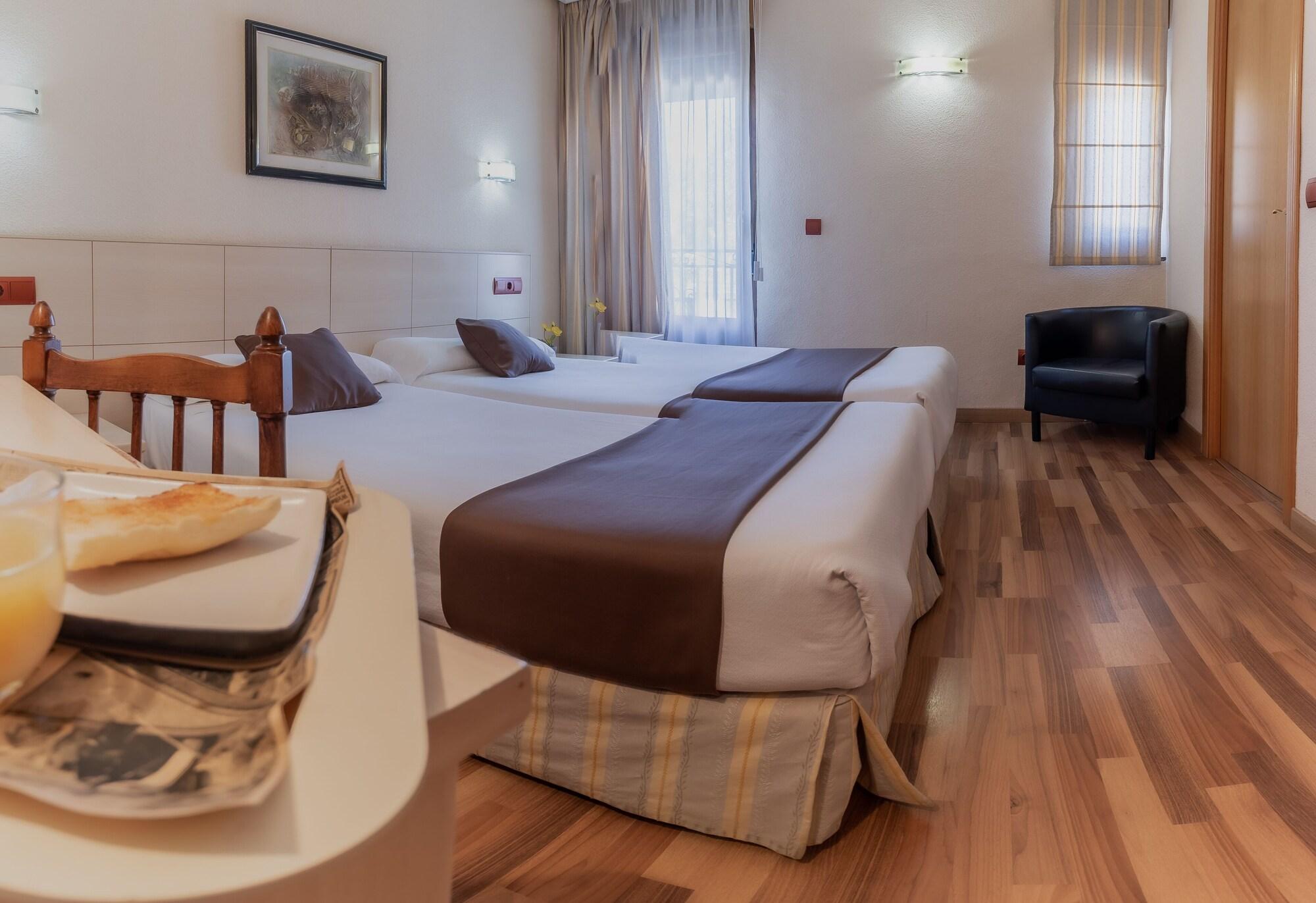 Hostal Rural El Cano By Vivere Stays Alpedrete Exterior foto