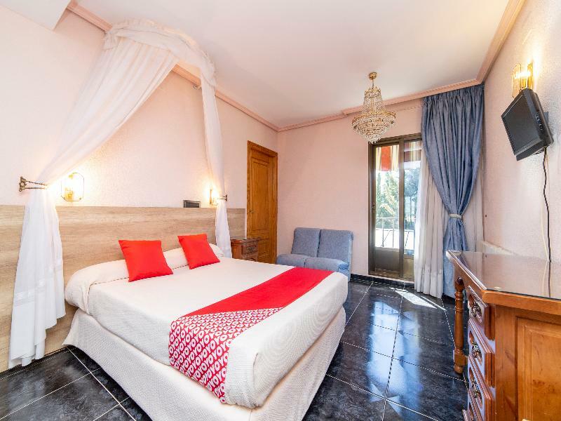 Hostal Rural El Cano By Vivere Stays Alpedrete Exterior foto