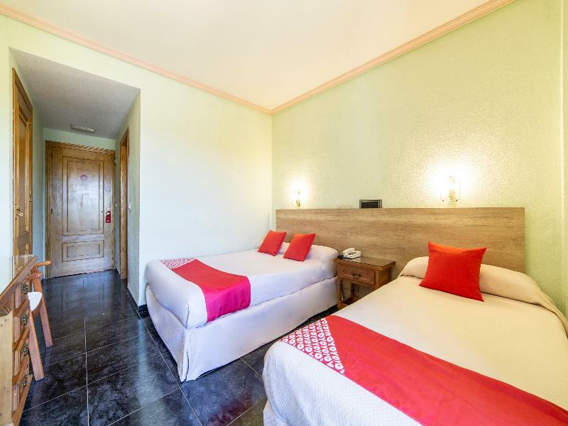 Hostal Rural El Cano By Vivere Stays Alpedrete Exterior foto